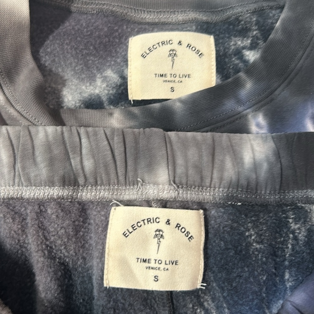 Electric & Rose Two Piece Atlas Sweatshirt and Justice Sweatpants Set NWT - Picture 7 of 14